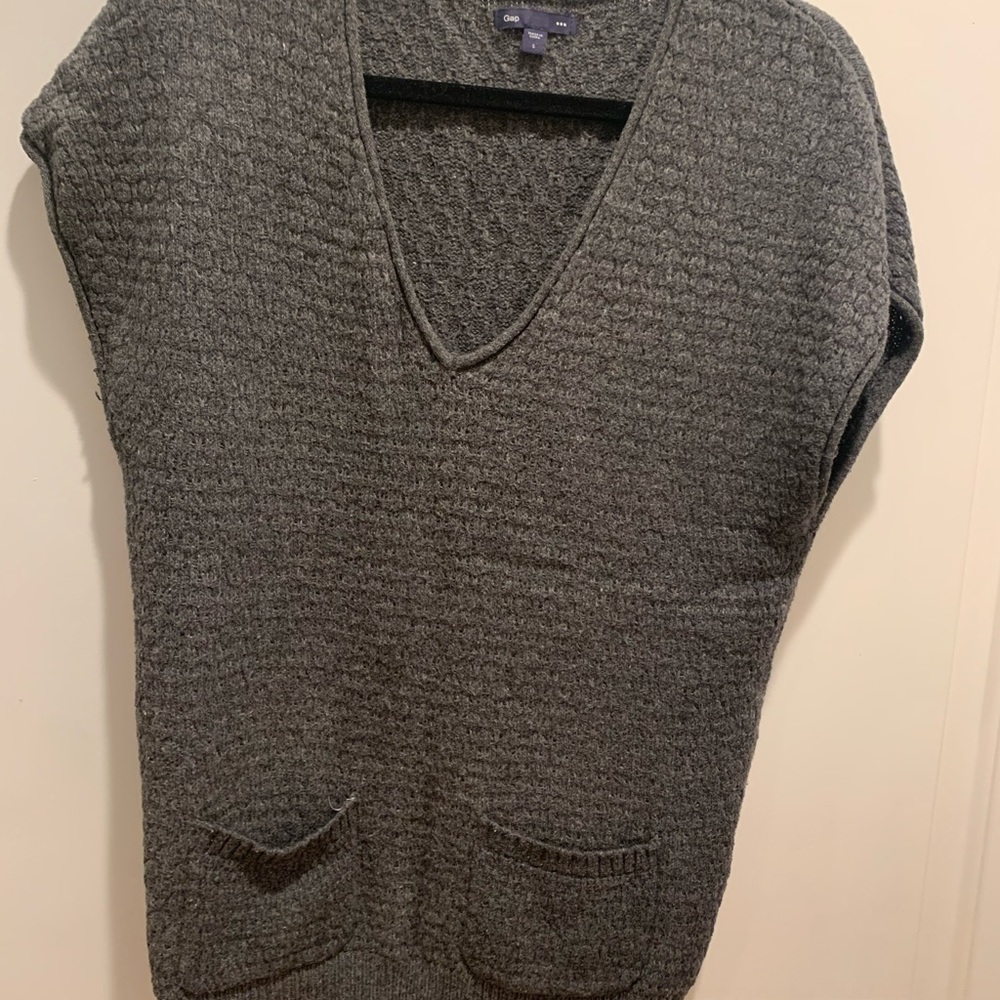 Gap pullover great sweater vest